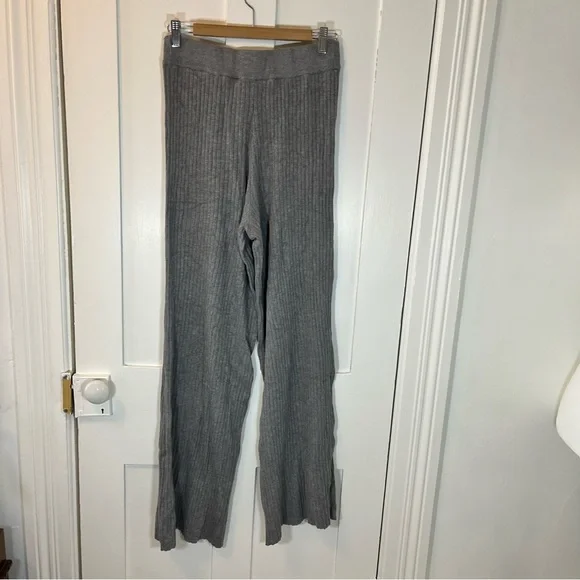 Gray Ribbed Wide-Leg Pants - Picture 5 of 8
